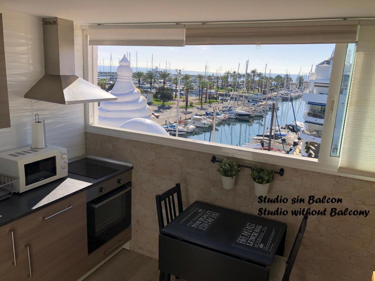 Puerto Marina Waterfront Apartment ベナルマデナ エクステリア 写真