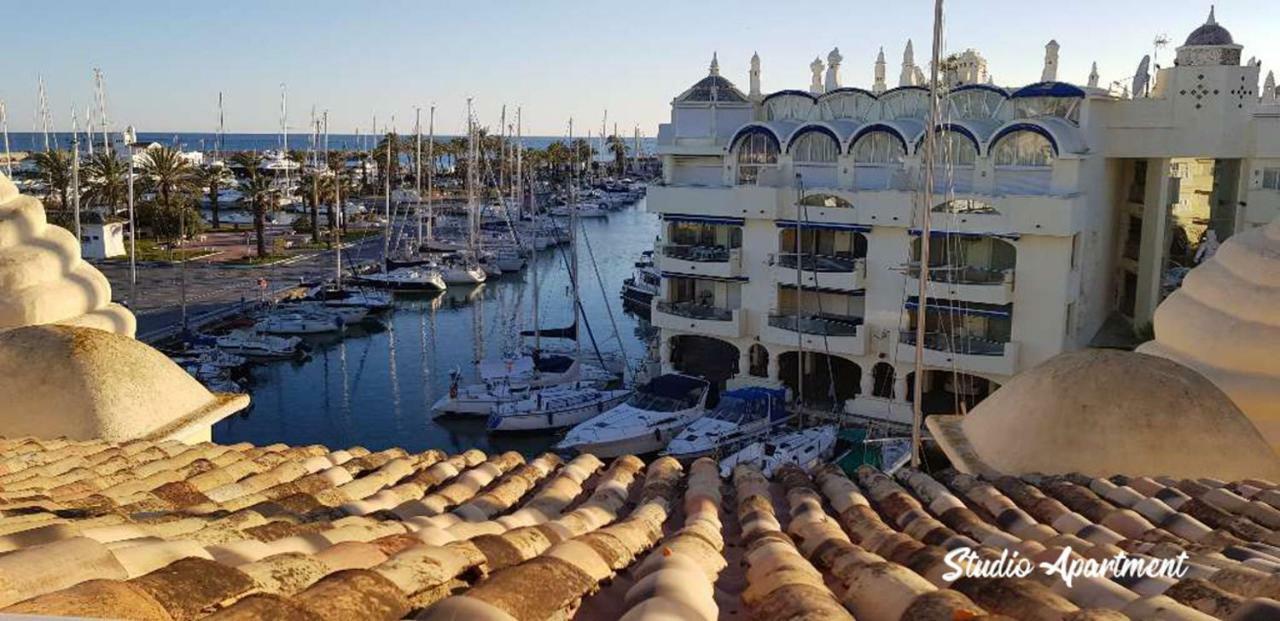 Puerto Marina Waterfront Apartment ベナルマデナ エクステリア 写真